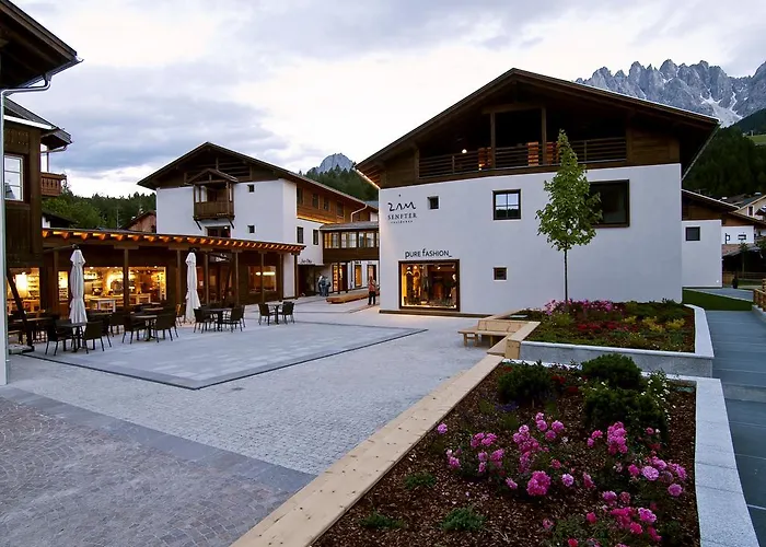 Zin Senfter Residence